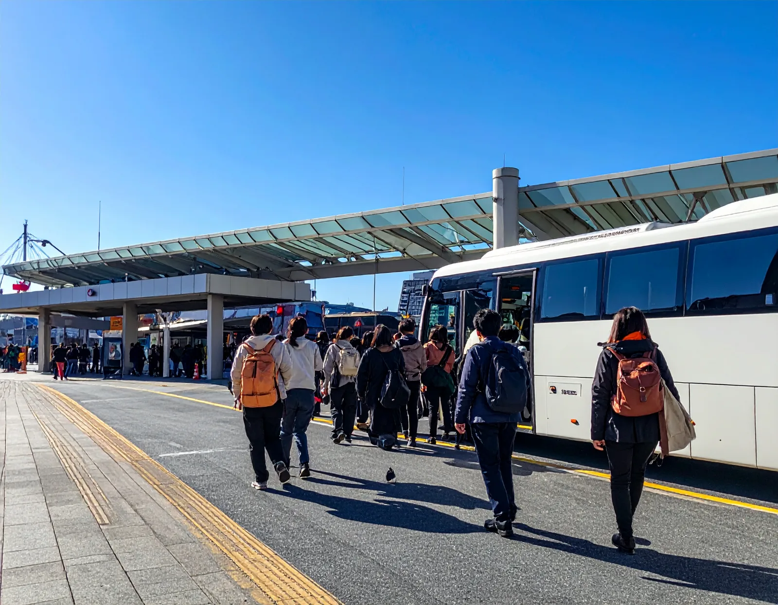 町内会バス旅行の行き先選び方|補助金と紅葉で選ぶ2026秋版