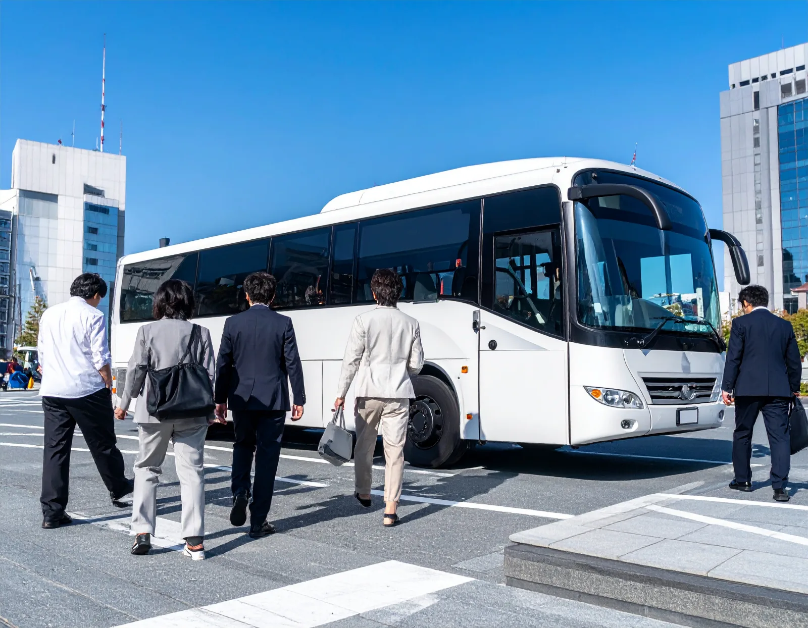 関西の工場見学スポット特集｜団体・社員旅行は貸切バスで見学予約
