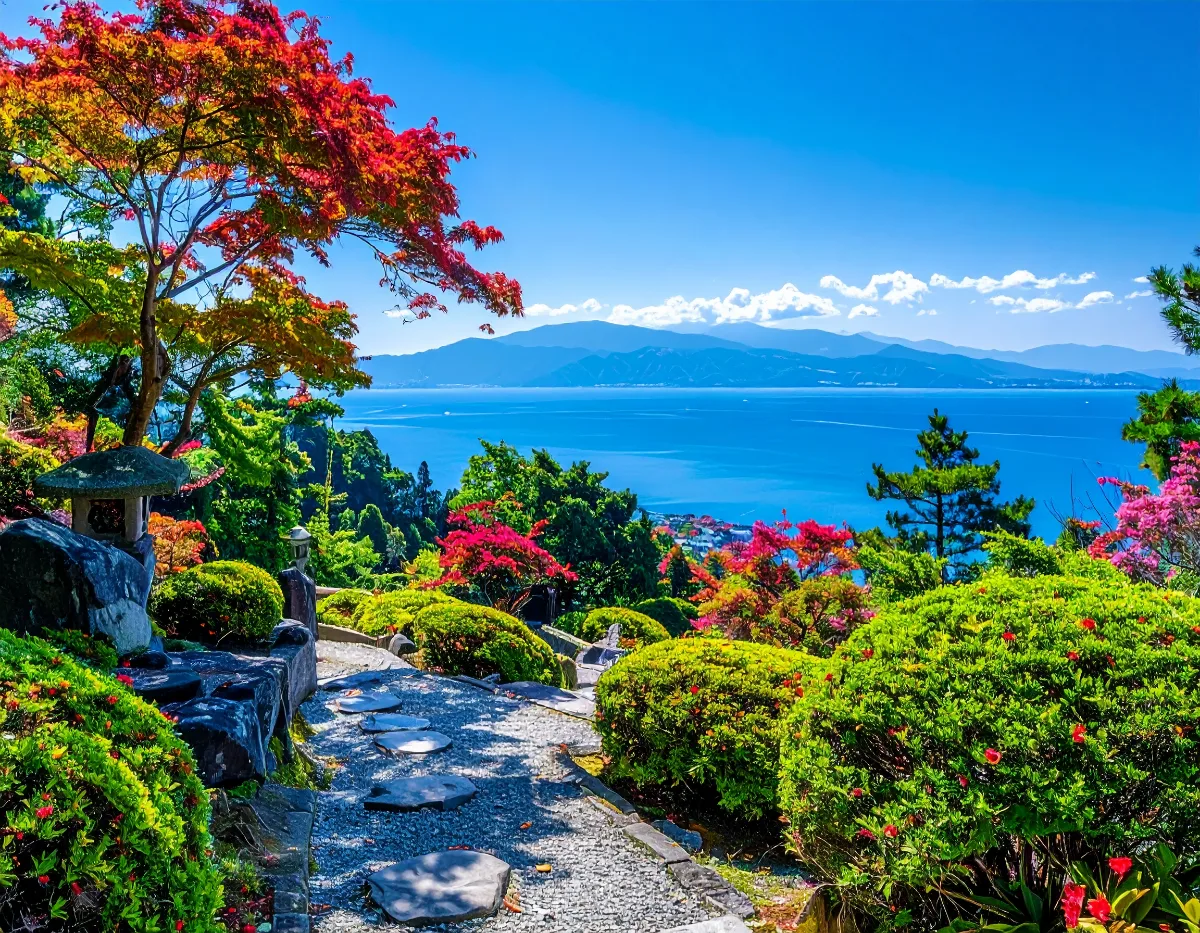 Lake Ashi and the View from Taikanzan